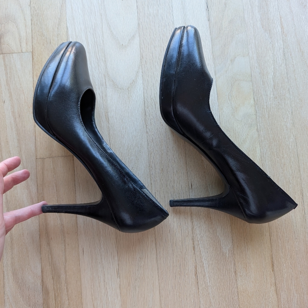 Nine West Classic Platform Stilleto Black Leather Heels (Size 8) - Picture 2 of 16